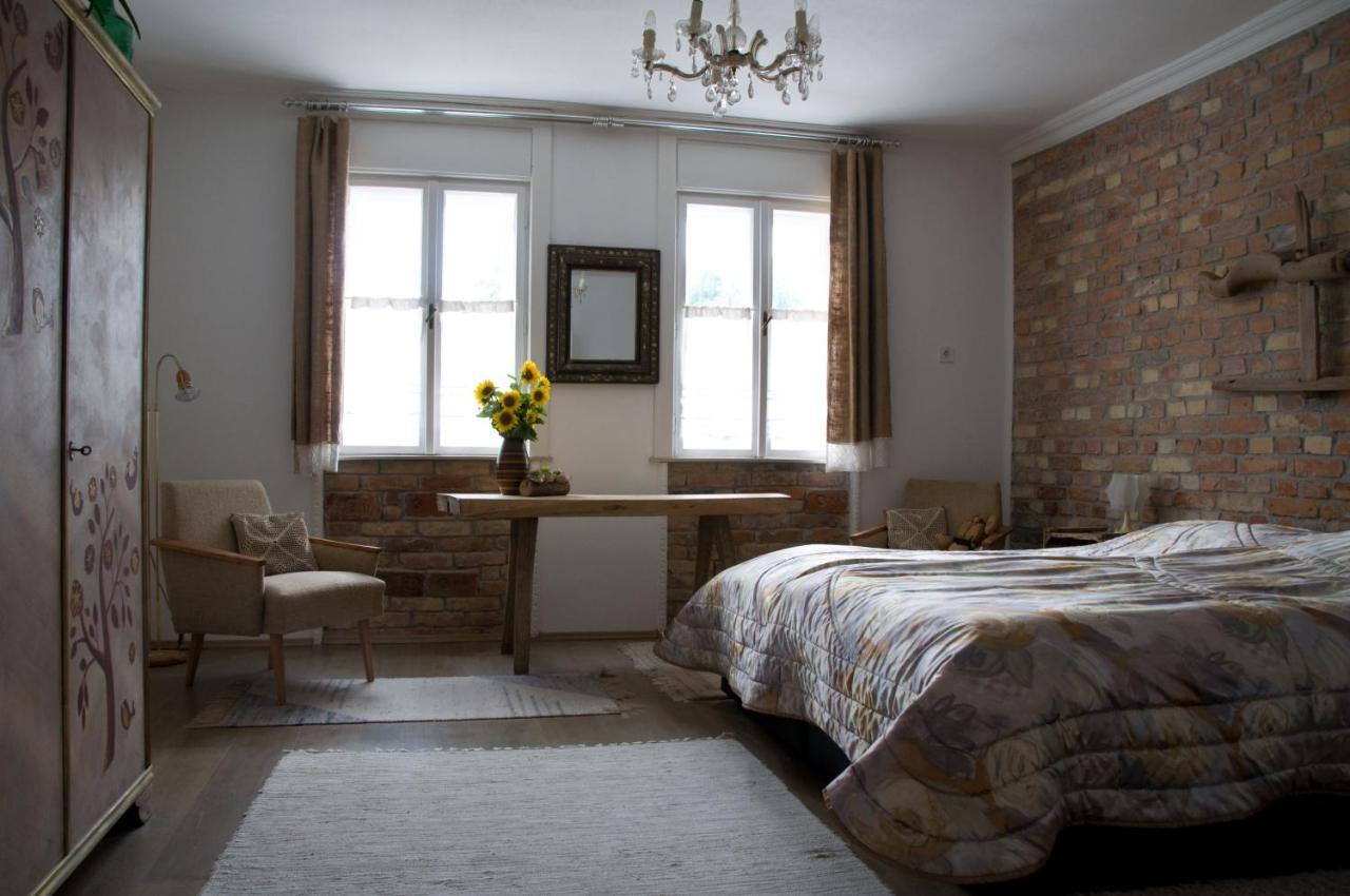 Apartamento Notas Tuecsoek Vendeghaz Agyagosszergény Exterior foto